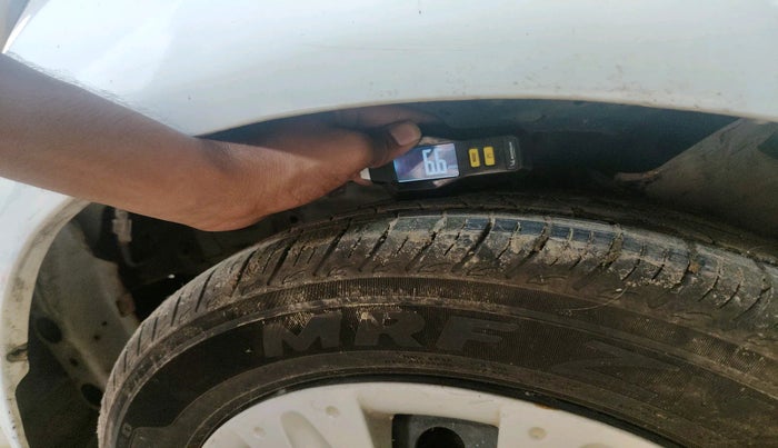 2012 Honda Brio S MT, Petrol, Manual, 36,641 km, tyre