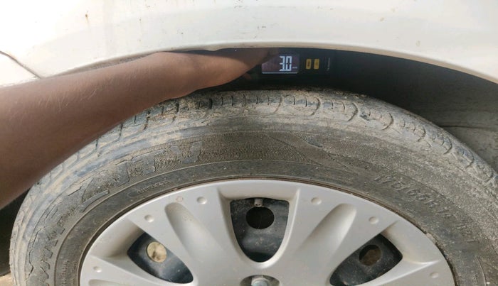 2012 Honda Brio S MT, Petrol, Manual, 36,641 km, tyre