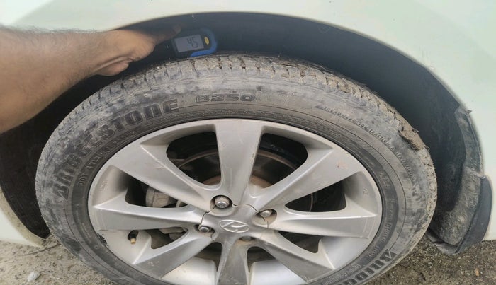 2012 Hyundai Verna FLUIDIC 1.6 CRDI SX, Diesel, Manual, 82,202 km, tyre