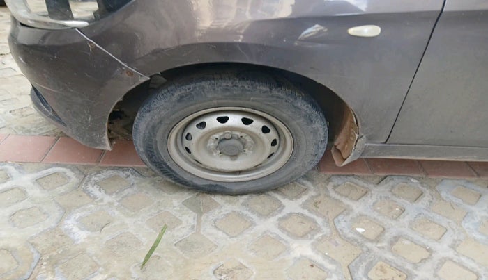2018 Tata Tiago XE PETROL, Petrol, Manual, 28,830 km, tyre