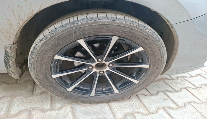 2022 Honda City 1.5L I-VTEC V MT 5TH GEN, Petrol, Manual, 80,562 km, tyre