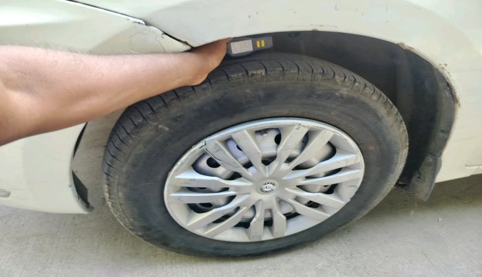 2019 Maruti Dzire LXI, Petrol, Manual, 91,820 km, tyre