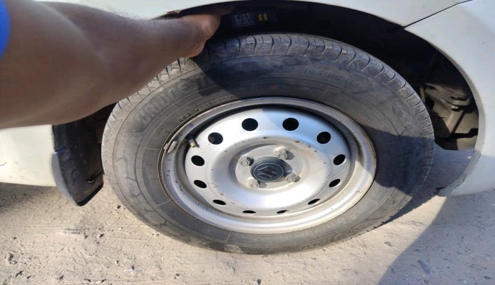 2019 Maruti Dzire LXI, Petrol, Manual, 91,820 km, tyre