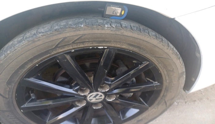 2017 Volkswagen Polo GT TSI AT, Petrol, Automatic, 64,620 km, tyre