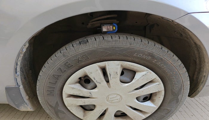 2014 Maruti Swift Dzire VXI, Petrol, Manual, 1,09,301 km, tyre