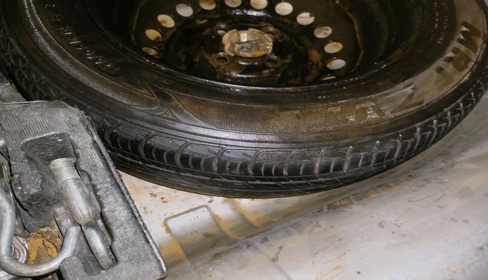 2015 Honda Amaze 1.2L I-VTEC SX, Petrol, Manual, 72,736 km, tyre