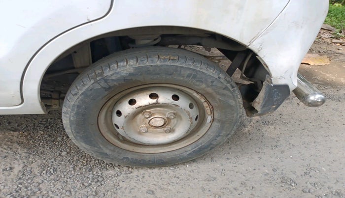 2015 Maruti Alto 800 LXI, Petrol, Manual, 80,751 km, tyre