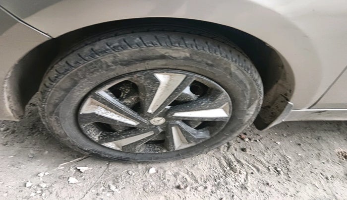 2018 Tata TIGOR XZ DIESEL, Diesel, Manual, 1,20,983 km, tyre