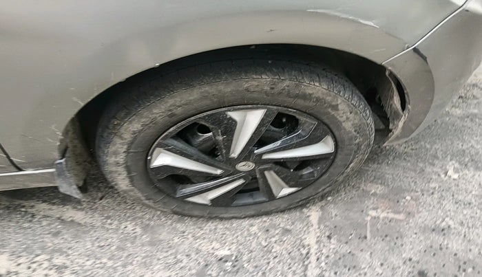 2018 Tata TIGOR XZ DIESEL, Diesel, Manual, 1,20,983 km, tyre