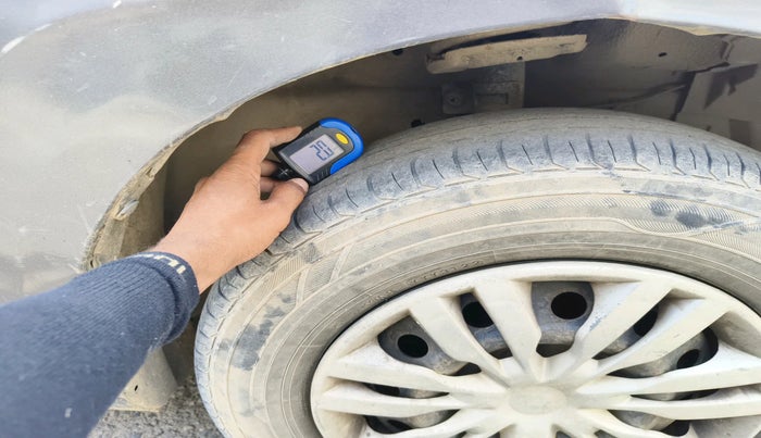 2016 Maruti Swift VDI, Diesel, Manual, 1,65,062 km, tyre