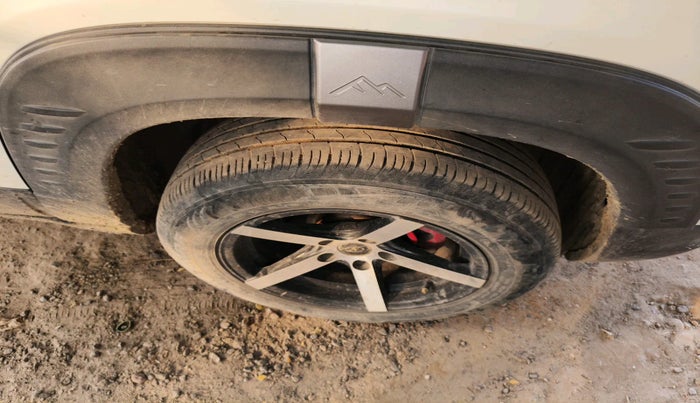 2023 Maruti BREZZA ZXI SMART HYBRID , Petrol, Manual, 36,509 km, tyre