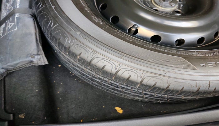 2022 Jeep Compass MODEL S (O) DIESEL 4X4 AT, Diesel, Automatic, 38,334 km, tyre