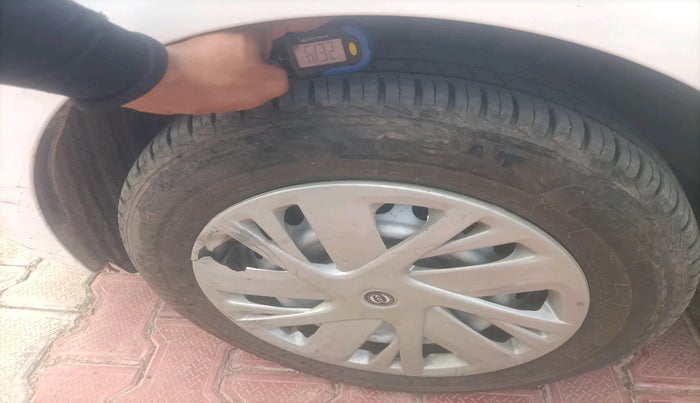 2024 Hyundai GRAND I10 NIOS ERA 1.2 KAPPA VTVT, Petrol, Manual, 9,331 km, tyre