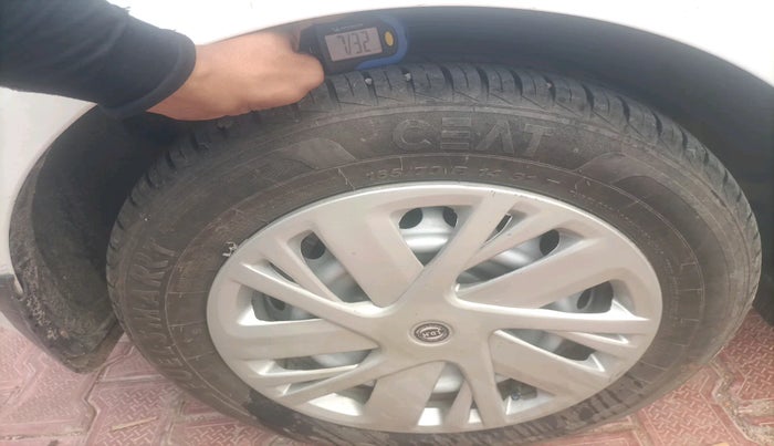 2024 Hyundai GRAND I10 NIOS ERA 1.2 KAPPA VTVT, Petrol, Manual, 9,331 km, tyre