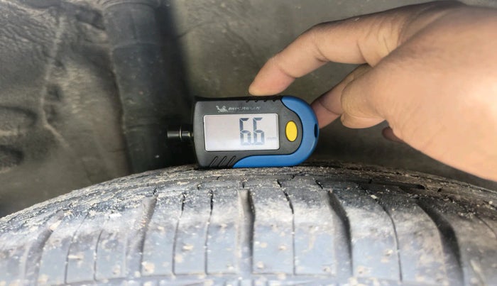 2014 Honda City 1.5L I-VTEC SV, Petrol, Manual, 66,000 km, tyre