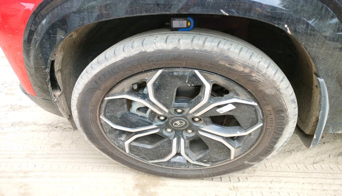 2024 Tata Curvv Accomplished S 1.5 Diesel, Diesel, Manual, 6,000 km, tyre