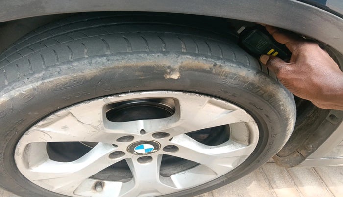 2013 BMW X1 SDRIVE 20D, Diesel, Automatic, 1,29,815 km, tyre