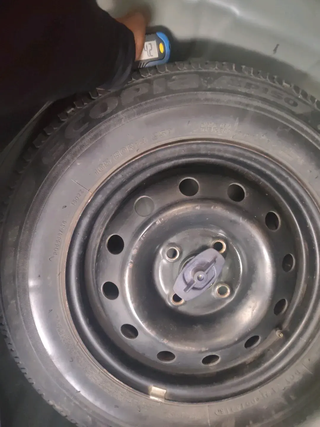 2018 Maruti Swift VXI, Petrol, Manual, 65,306 km, tyre