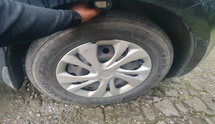 2018 Maruti Swift VXI, Petrol, Manual, 65,306 km, tyre
