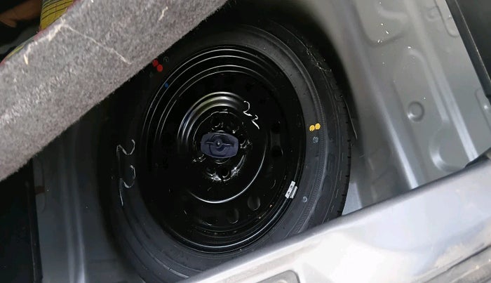 2024 Maruti Celerio VXI, Petrol, Manual, 14,656 km, tyre