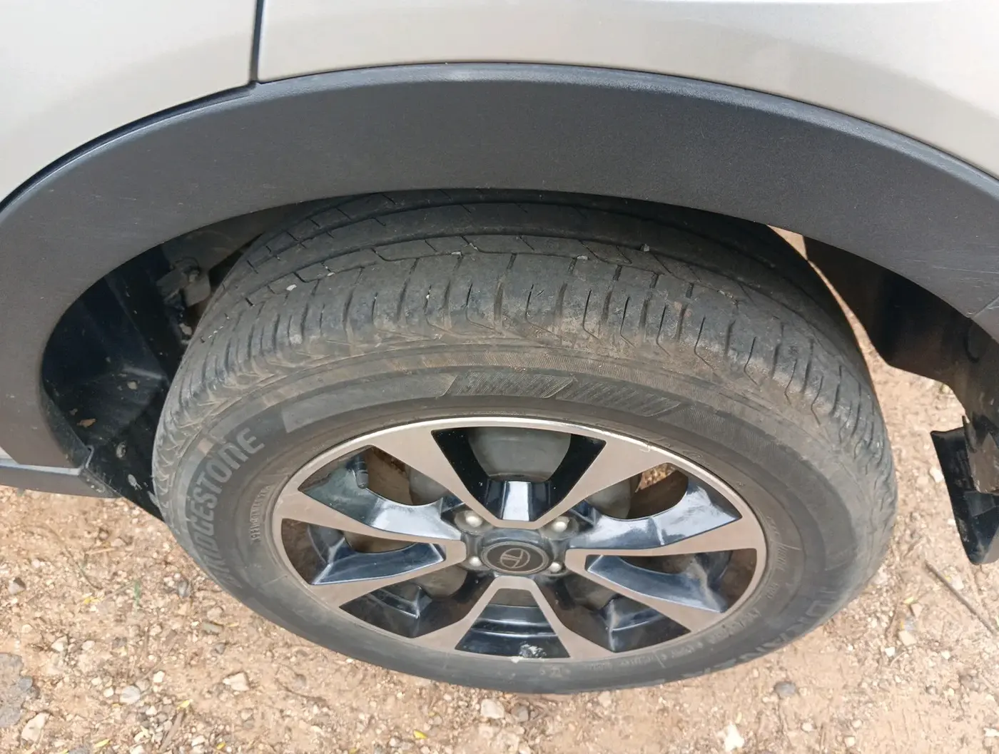 2021 Tata NEXON XZA PLUS SUNROOF PETROL, Petrol, Automatic, 50,400 km, tyre