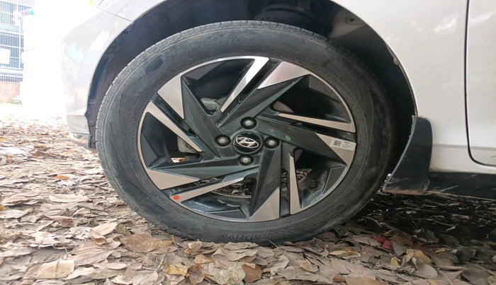 2023 Hyundai NEW I20 ASTA (O) 1.2 IVT, Petrol, Automatic, 13,115 km, tyre