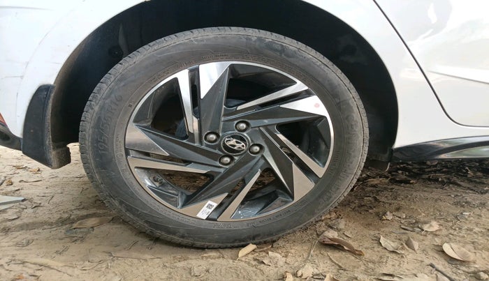 2023 Hyundai NEW I20 ASTA (O) 1.2 IVT, Petrol, Automatic, 13,115 km, tyre