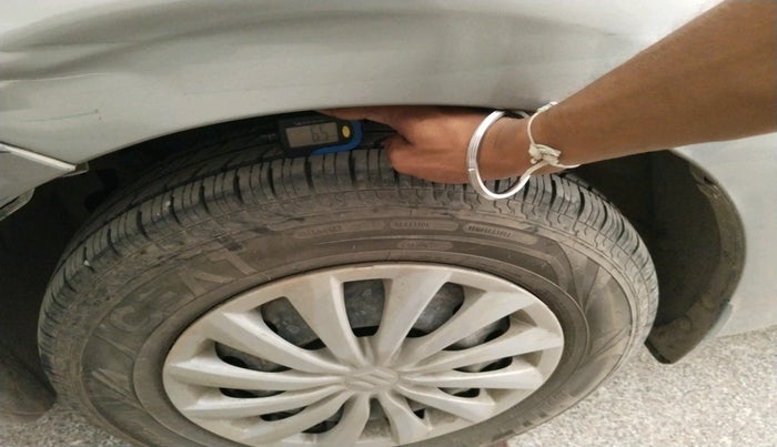 2021 Maruti Dzire VXI, Petrol, Manual, 51,664 km, tyre