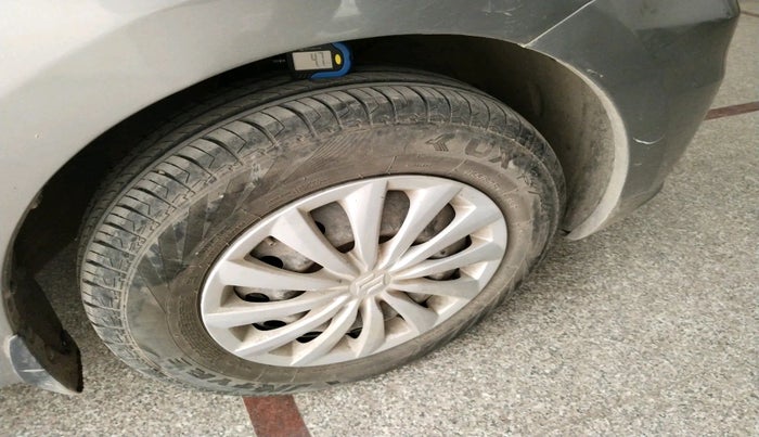 2021 Maruti Dzire VXI, Petrol, Manual, 51,664 km, tyre