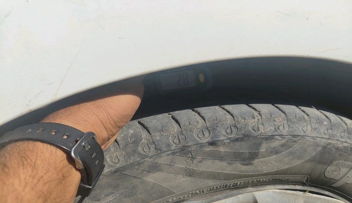 2015 Hyundai Grand i10 SPORTZ 1.2 KAPPA VTVT, Petrol, Manual, 96,159 km, tyre