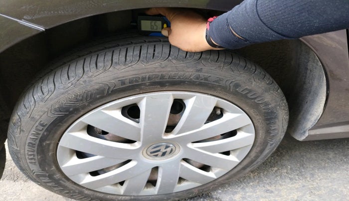 2017 Volkswagen Ameo COMFORTLINE 1.2L, Petrol, Manual, 22,422 km, tyre