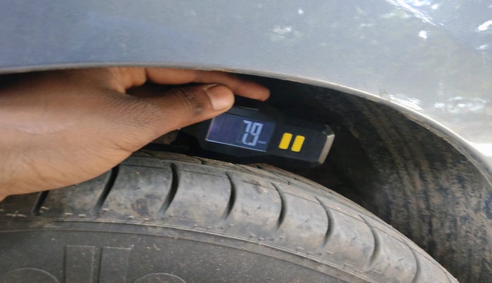 2011 Hyundai Eon MAGNA, Petrol, Manual, 61,250 km, tyre