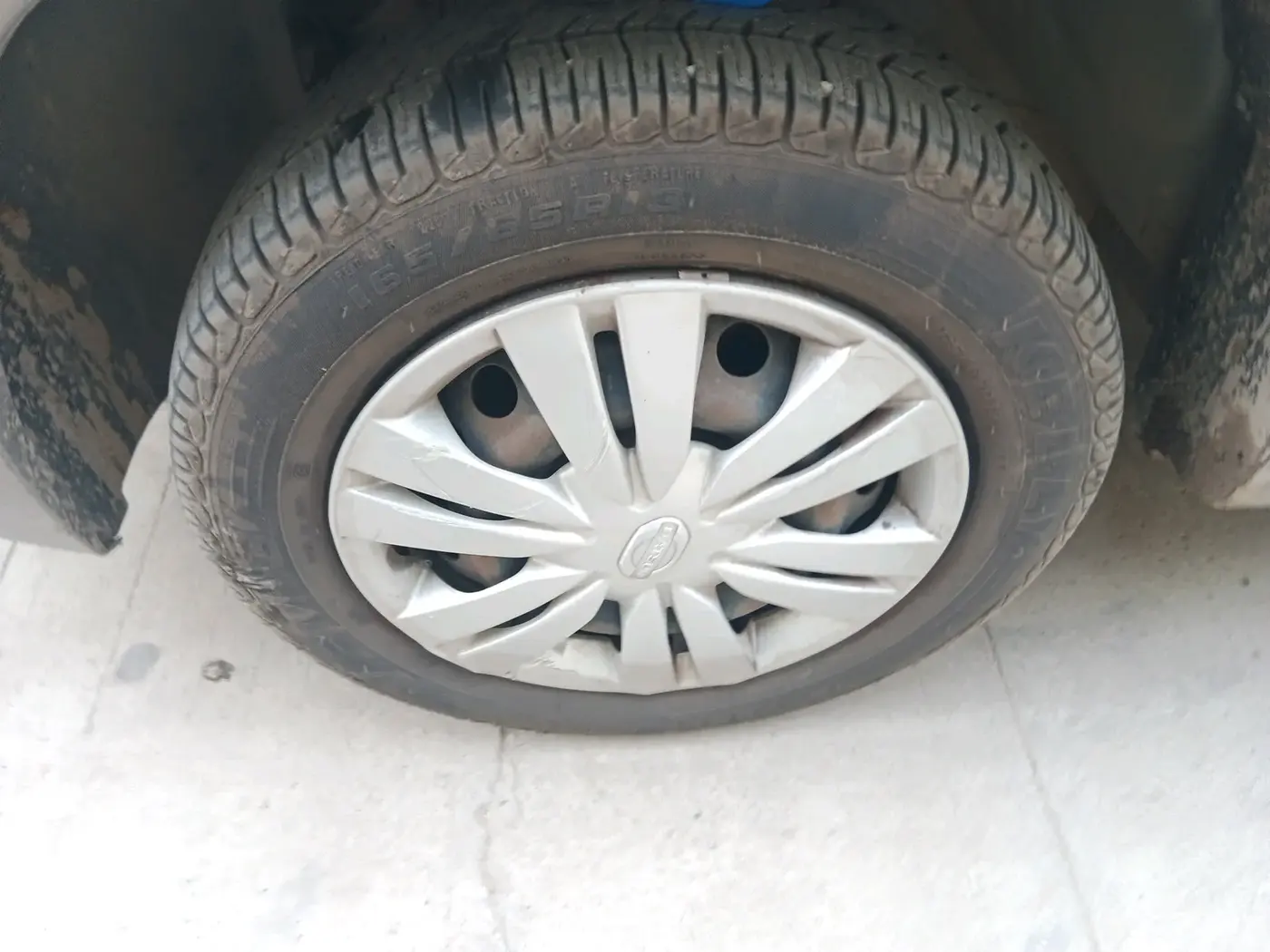 2015 Datsun Go T, Petrol, Manual, 78,473 km, tyre