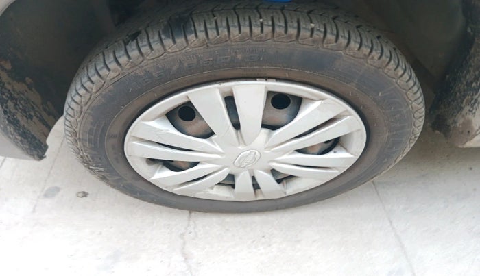 2015 Datsun Go T, Petrol, Manual, 78,473 km, tyre
