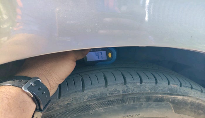 2024 Honda City 1.5L I-VTE V CVT, Petrol, Automatic, 30,525 km, tyre