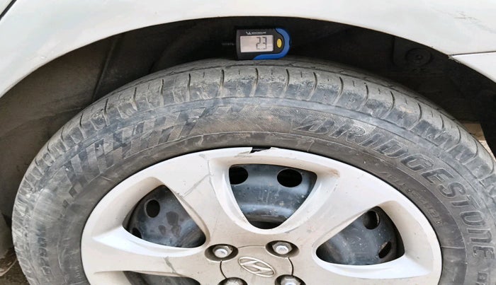 2013 Hyundai Verna FLUIDIC 1.4 CRDI EX, Diesel, Manual, 1,31,439 km, tyre