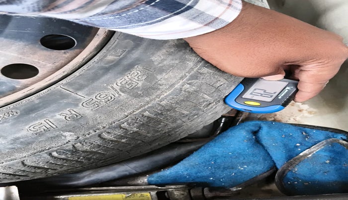 2013 Hyundai Verna FLUIDIC 1.4 CRDI EX, Diesel, Manual, 1,31,439 km, tyre