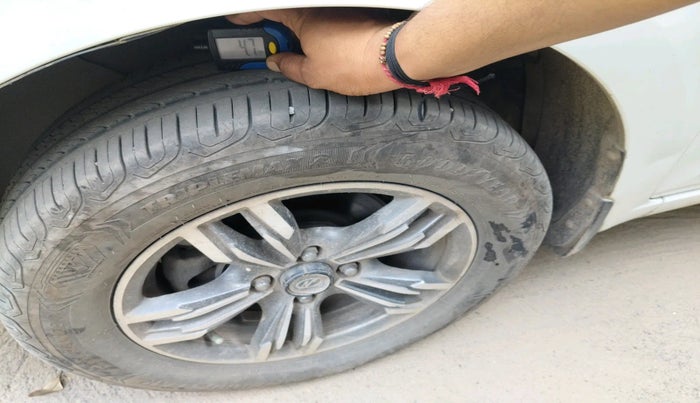 2016 Hyundai Elite i20 MAGNA 1.2, Petrol, Manual, 87,995 km, tyre