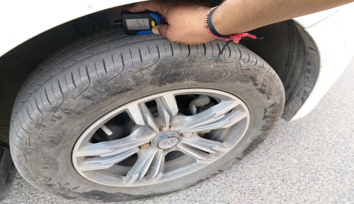 2016 Hyundai Elite i20 MAGNA 1.2, Petrol, Manual, 87,995 km, tyre