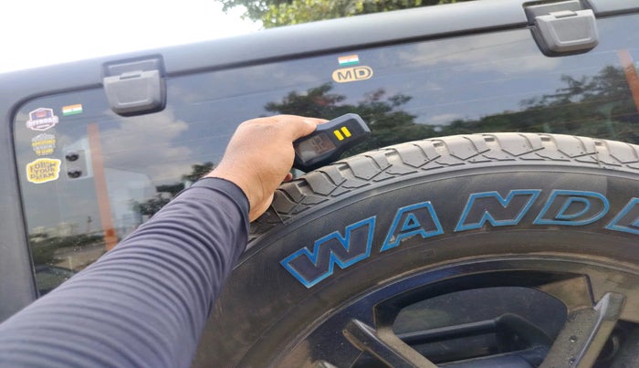 2022 Mahindra Thar LX D AT 4WD HT, Diesel, Automatic, 64,747 km, tyre