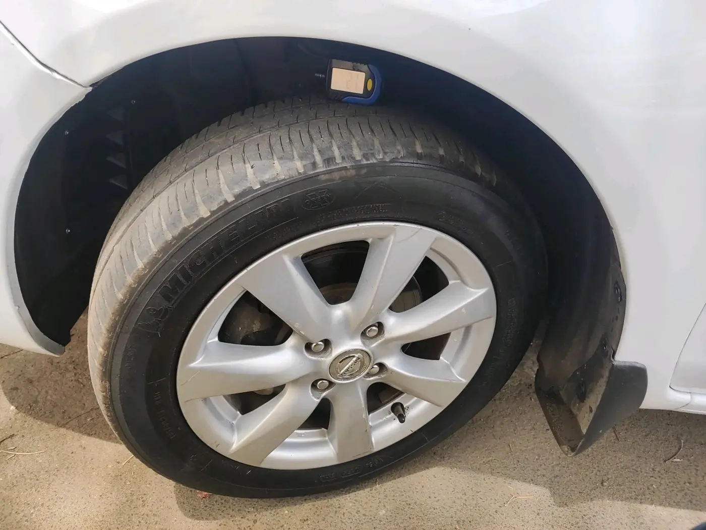 2012 Nissan Sunny XV DIESEL, Diesel, Manual, 1,60,931 km, tyre