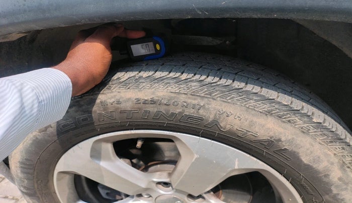 2017 Jeep Compass LIMITED 1.4 PETROL AT, Petrol, Automatic, 1,28,862 km, tyre