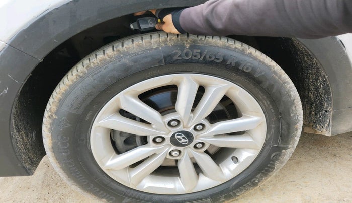 2015 Hyundai Creta SX 1.6 DIESEL, Diesel, Manual, 1,08,000 km, tyre