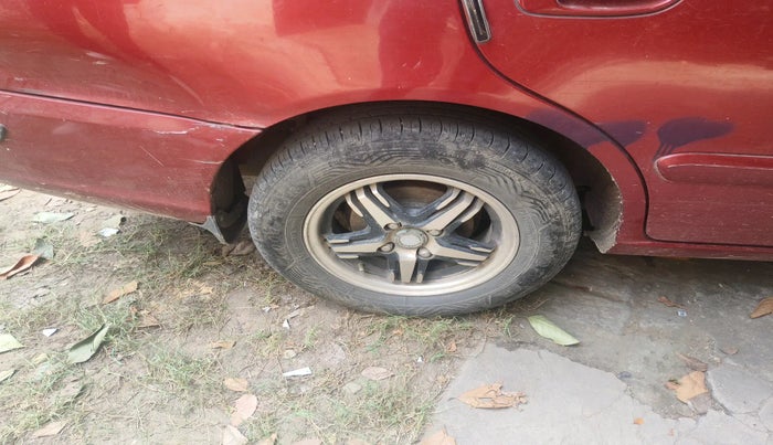 2010 Hyundai Accent EXECUTIVE, Petrol, Manual, 1,01,680 km, tyre