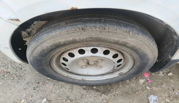 2011 Maruti Ritz VDI, Diesel, Manual, 1,58,168 km, tyre