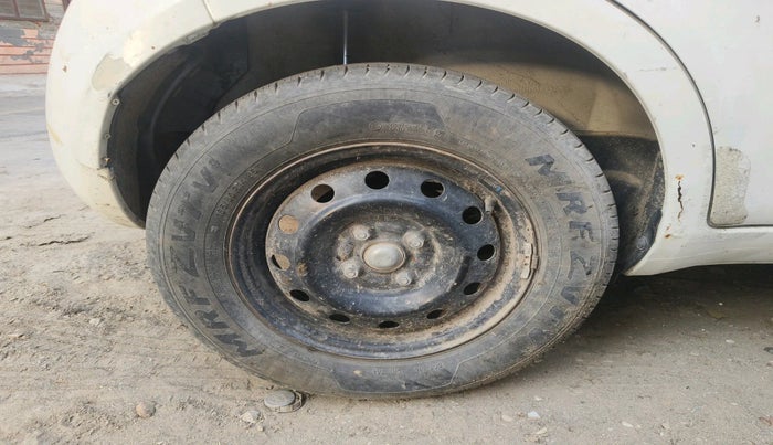 2011 Maruti Ritz VDI, Diesel, Manual, 1,58,168 km, tyre