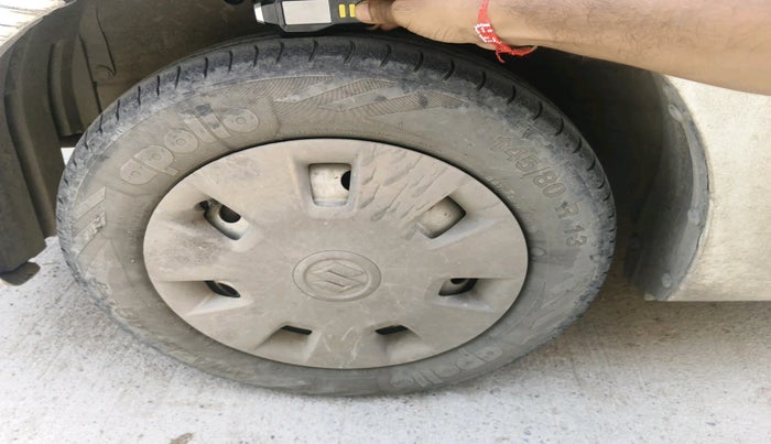 2012 Maruti Wagon R 1.0 LXI, Petrol, Manual, 1,04,511 km, tyre