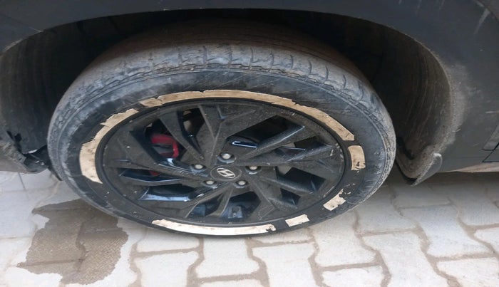 2022 Hyundai Creta SX IVT 1.5 PETROL, Petrol, Automatic, 67,114 km, tyre