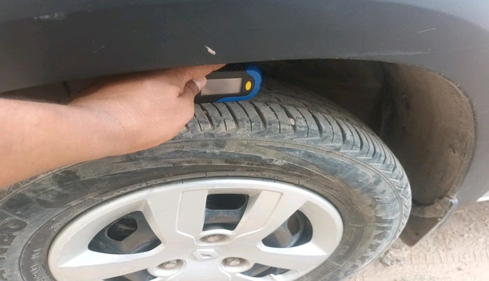 2017 Renault Kwid RXT 0.8, Petrol, Manual, 76,033 km, tyre