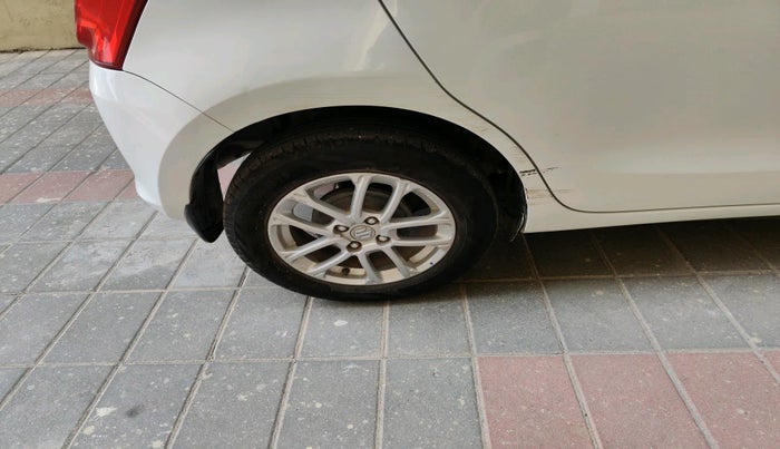 2022 Maruti Swift ZXI AMT, Petrol, Automatic, 52,800 km, tyre